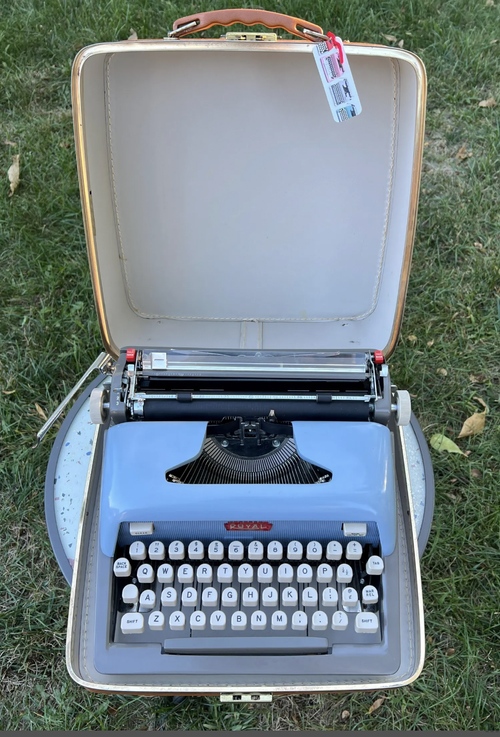 Royal Futura 800 — Detroit Type Works